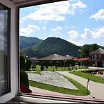 Apartmanovy Dom V Panorama Parku Apartment