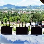 Apartmanovy Dom V Panorama Parku Apartment