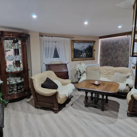 Apartmanovy Dom V Panorama Parku * Nezbudska Lucka