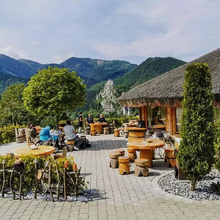 Apartmanovy Dom V Panorama Parku *