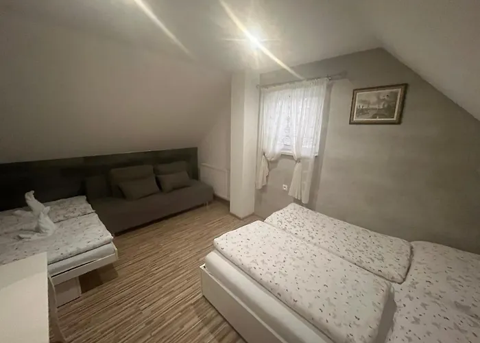Apartmanovy Dom V Panorama Parku Διαμέρισμα